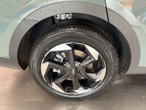 New 2026 Kia Sorento EX AWD/4WD image 10