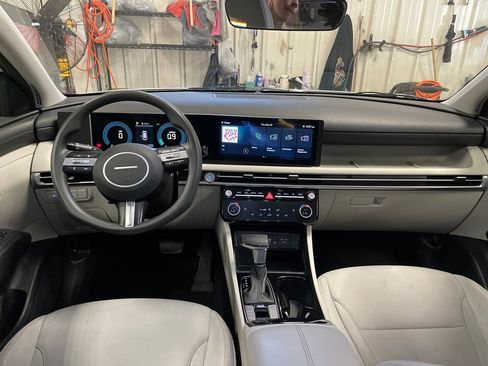 Used 2025 Hyundai Tucson SEL AWD/4WD image 18