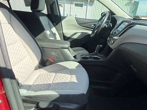 Used 2018 Chevrolet Equinox LT AWD/4WD image 22