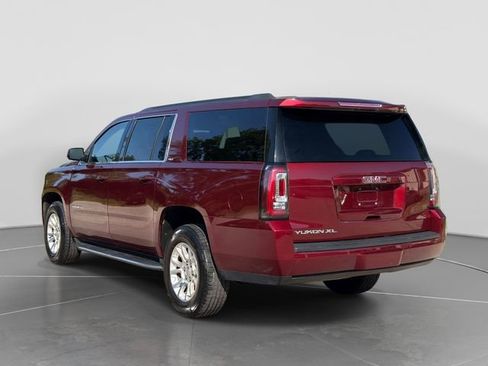 Used 2017 GMC Yukon XL SLT w/ Open Road Package AWD/4WD image 6