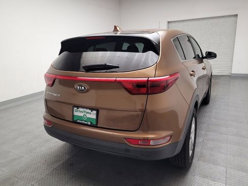 Used 2017 Kia Sportage LX FWD image 7