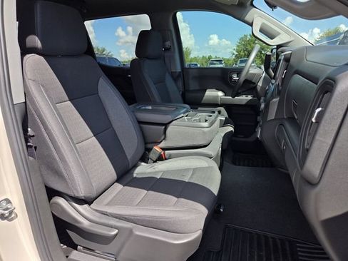 Used 2026 Chevrolet Silverado 1500 Custom AWD/4WD image 17