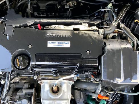Used 2017 Honda Accord EX-L image 32