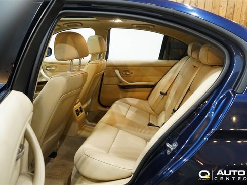 Used 2011 BMW 328i Sedan image 25