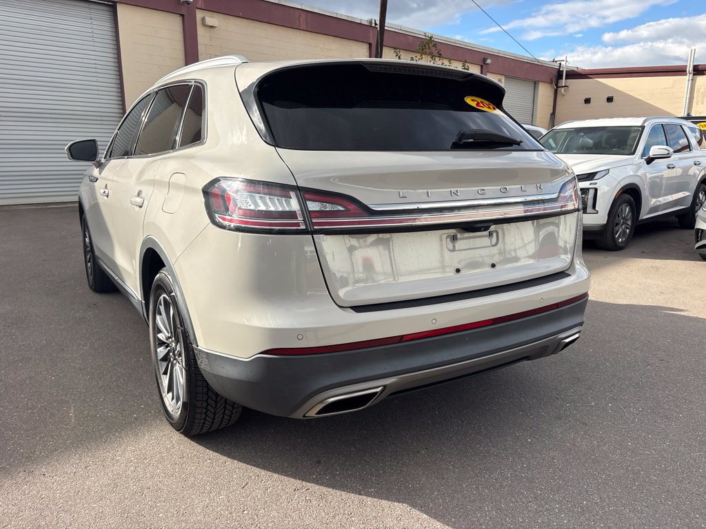 Used 2021 Lincoln Nautilus FWD w/ Equipment Group 101A image 5