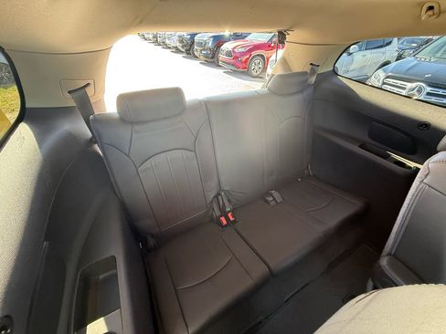 Used 2014 Buick Enclave Leather image 23