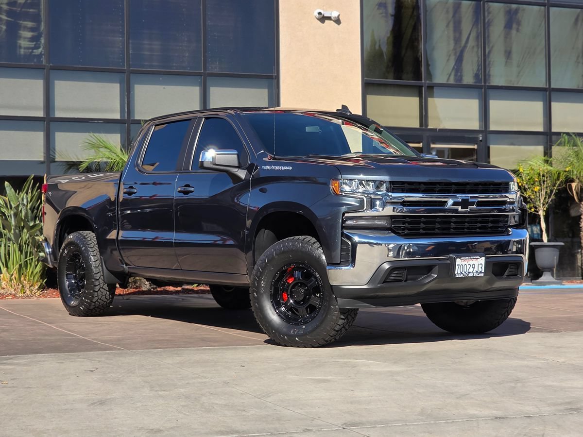 Used 2022 Chevrolet Silverado 1500 LT RWD image 3