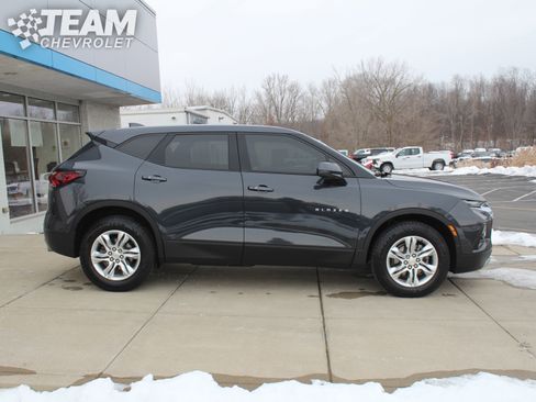 Used 2021 Chevrolet Blazer LT image 3