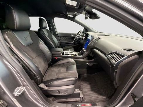 Used 2022 Ford Edge ST AWD/4WD image 23