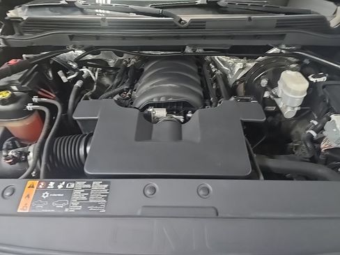 Used 2017 GMC Sierra 1500 SLE w/ SLE Value Package AWD/4WD image 14