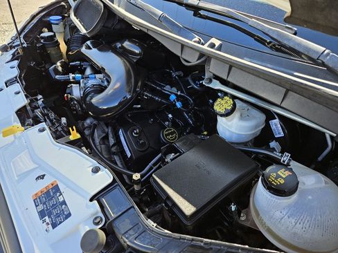 Used 2018 Ford Transit 350 XL image 52