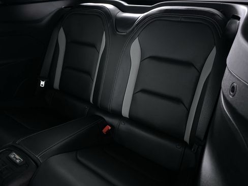 Used 2021 Chevrolet Camaro SS RWD image 13