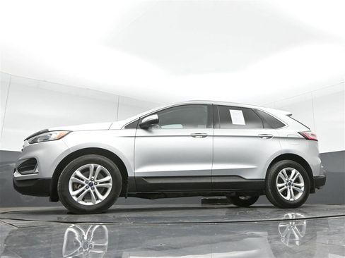 Used 2019 Ford Edge SEL w/ Equipment Group 201A AWD/4WD image 35