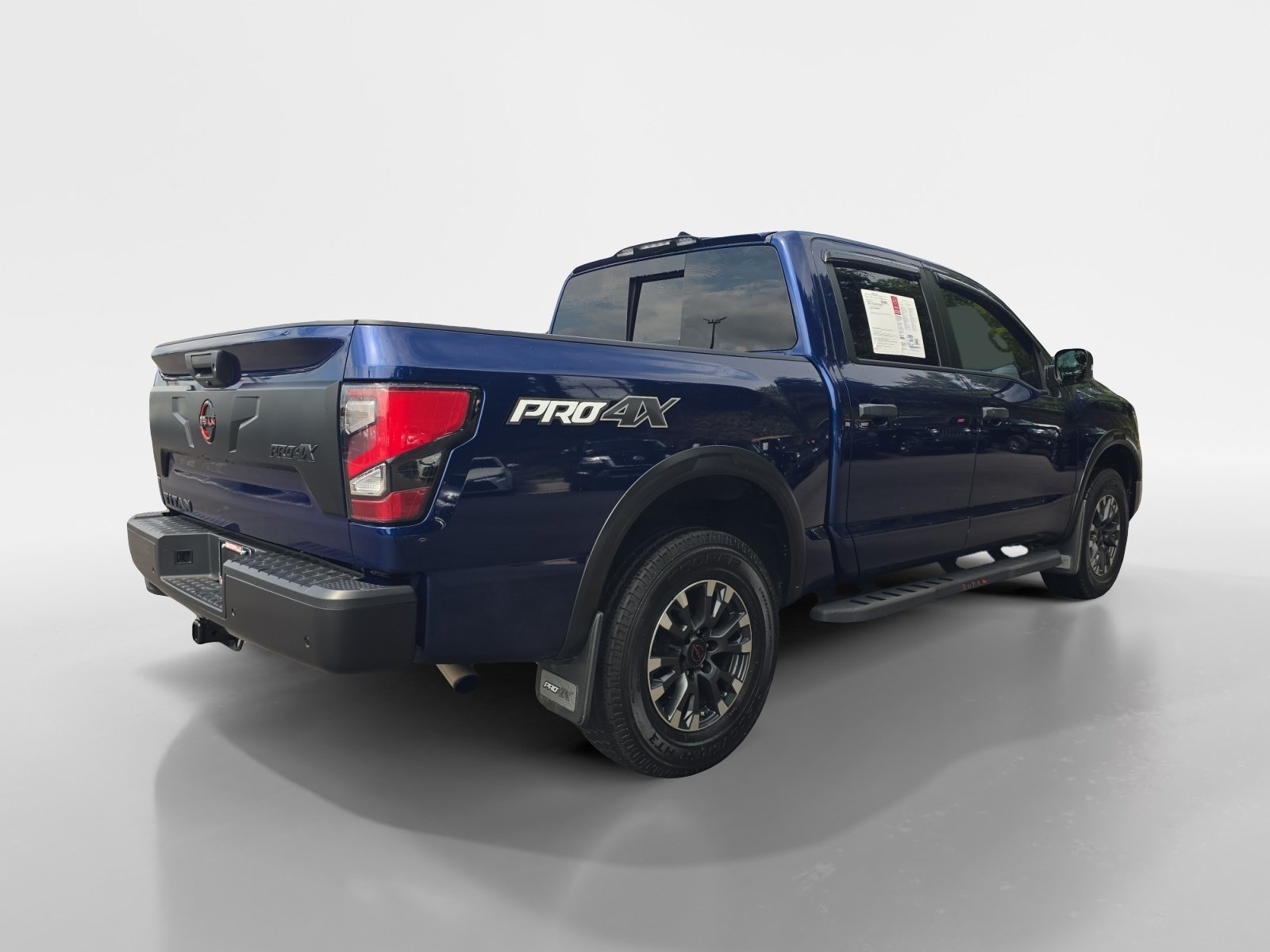 Certified 2024 Nissan Titan PRO-4X w/ Pro-4x Convenience Package AWD/4WD image 6