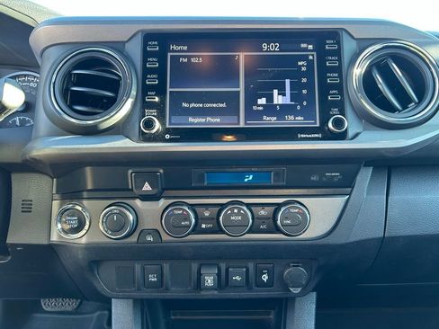 Used 2023 Toyota Tacoma TRD Off-Road image 17