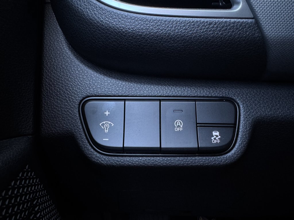 Used 2024 Kia Seltos LX AWD/4WD image 27