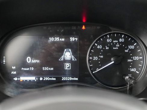 Used 2023 Nissan Kicks SV image 23