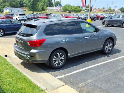 Used 2017 Nissan Pathfinder S AWD/4WD image 11