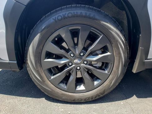 Used 2024 Subaru Outback Onyx Edition AWD/4WD image 35