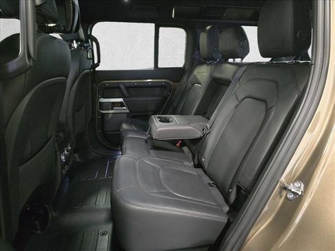 Certified 2024 Land Rover Defender 110 S image 13