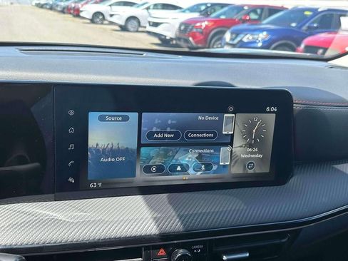 Used 2025 Nissan Kicks SR w/ Interior Electronics Package AWD/4WD image 26