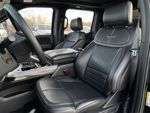 Certified 2025 Ford F150 Platinum w/ Equipment Group 702A High image 27