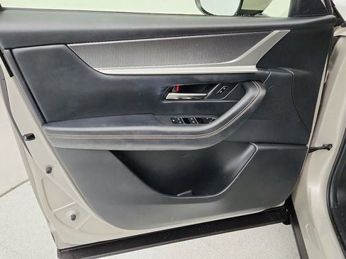 Used 2024 MAZDA CX-90 3.3 Turbo w/ Preferred Plus image 11