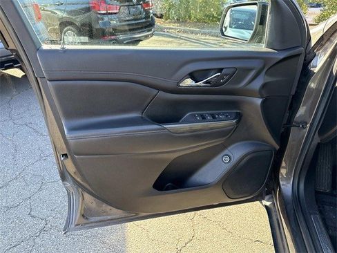 Used 2019 GMC Acadia SLE w/ Driver Alert Package I image 13