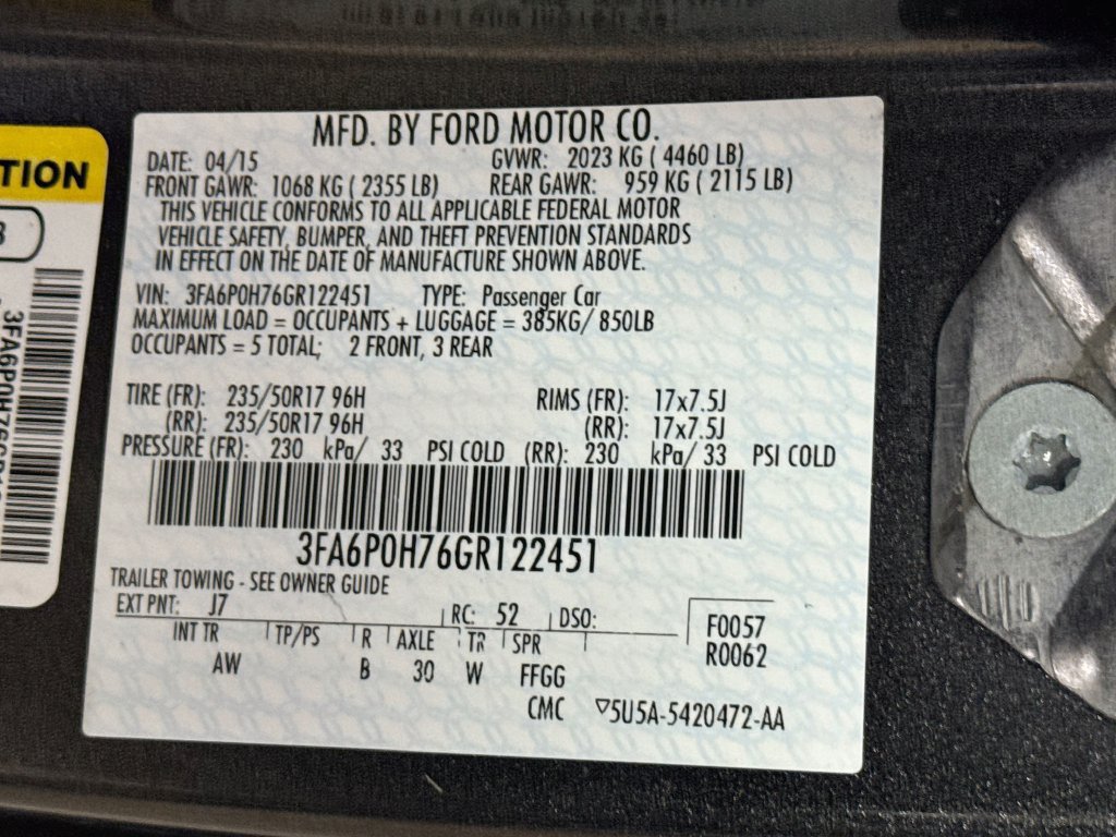 Used 2016 Ford Fusion SE FWD image 37