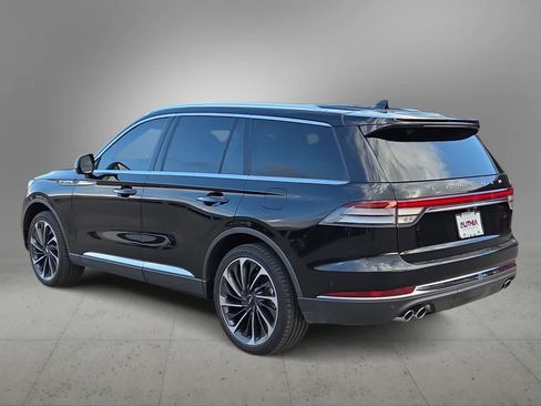 Used 2024 Lincoln Aviator Reserve w/ Equipment Group 201A AWD/4WD image 6
