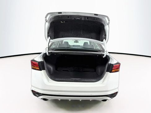 Used 2025 Nissan Altima 2.5 SL FWD image 26