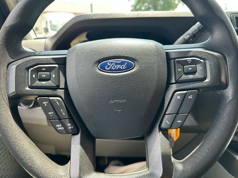 Used 2022 Ford E-350 and Econoline 350 Super Duty RWD image 10