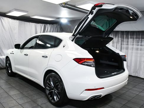 Used 2024 Maserati Levante GT Ultima AWD/4WD image 70