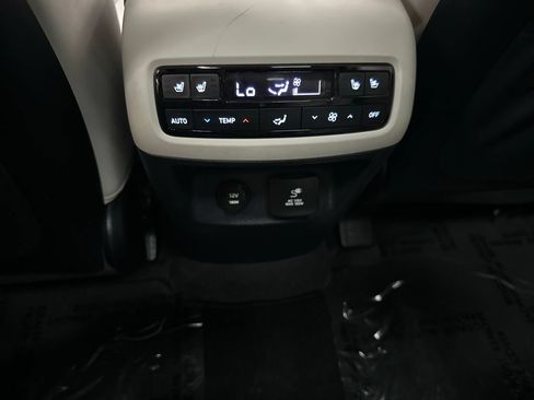 Used 2024 Hyundai Palisade Calligraphy AWD/4WD image 24