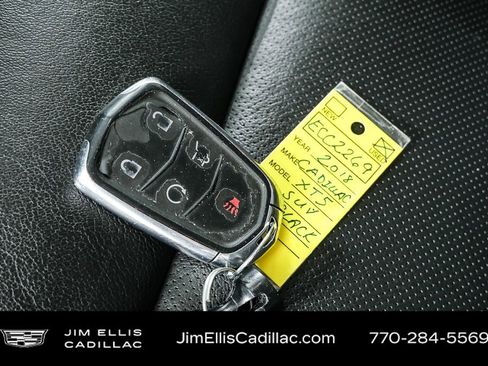 Used 2018 Cadillac XT5 Premium Luxury image 40