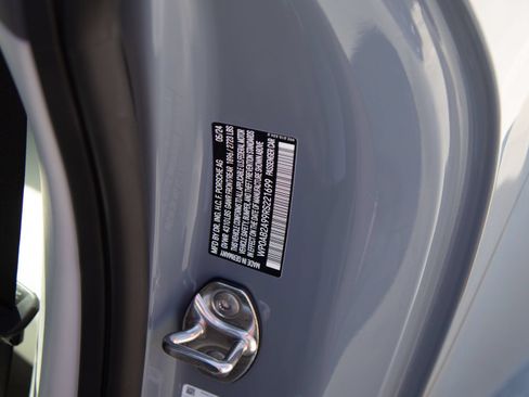Certified 2024 Porsche 911 Carrera GTS RWD image 19