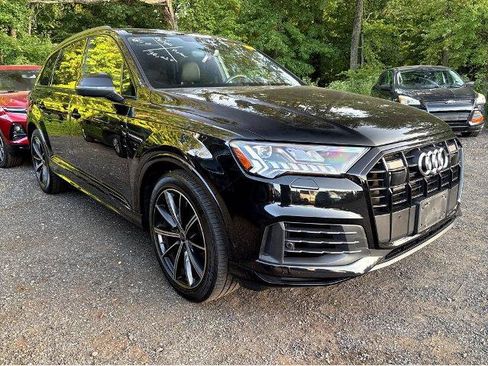 Used 2024 Audi Q7 3.0T Prestige AWD/4WD image 2