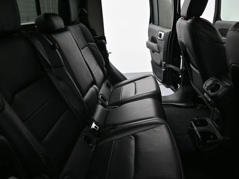 Used 2021 Jeep Gladiator Overland w/ Popular Equipment Package image 13