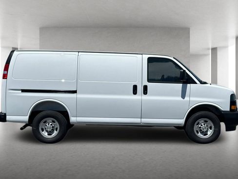 New 2026 Chevrolet Express 2500 w/ Communications Package RWD image 3
