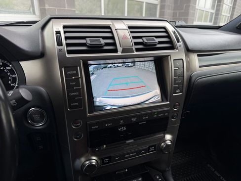 Used 2020 Lexus GX 460 Premium w/ Premium Package AWD/4WD image 38