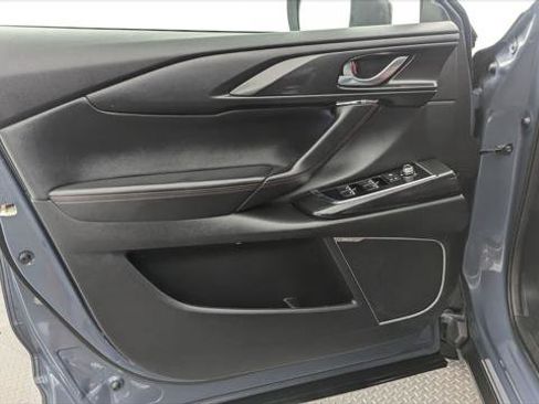Used 2022 MAZDA CX-9 Carbon Edition image 13