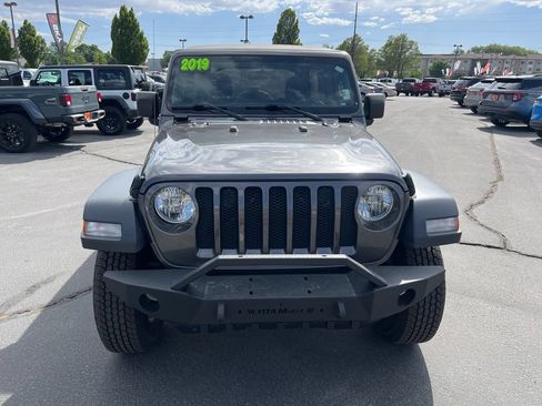 Used 2019 Jeep Wrangler Unlimited Sport S AWD/4WD image 4