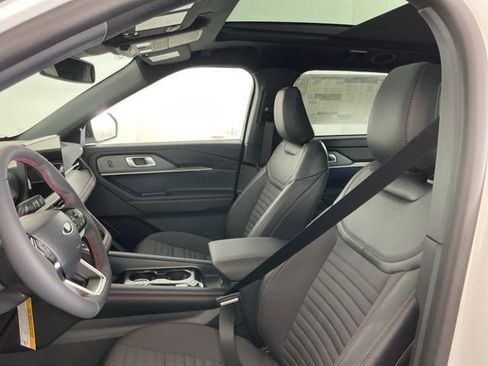 New 2026 Ford Explorer ST-Line w/ ST-Line Street Pack AWD/4WD image 17