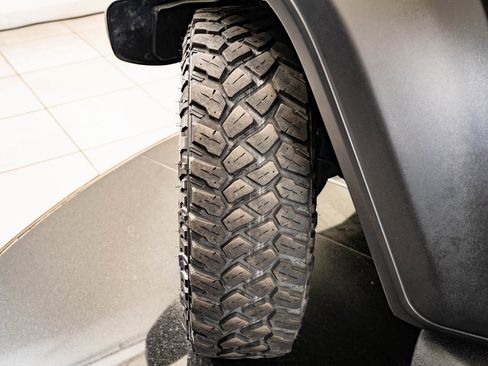 Used 2022 Jeep Wrangler Willys image 35