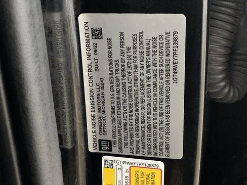 Used 2023 GMC Sierra 3500 Denali w/ Denali Black Diamond Edition image 28