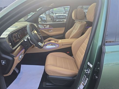 New 2026 Mercedes-Benz GLS 450 4MATIC image 9