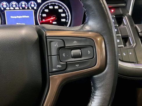 Used 2021 Chevrolet Suburban High Country w/ Premium Package AWD/4WD image 19