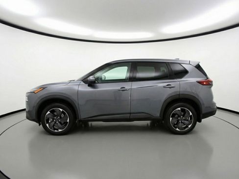 Used 2025 Nissan Rogue SV FWD image 5