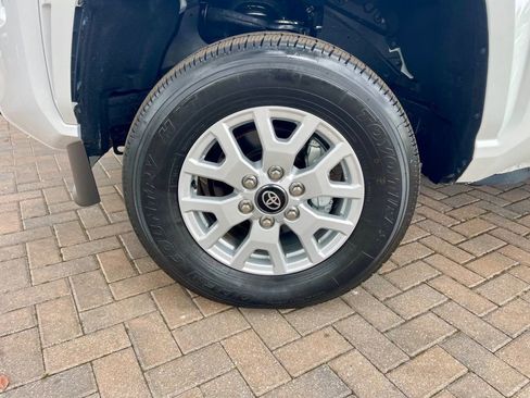 Used 2025 Toyota Tacoma SR image 10