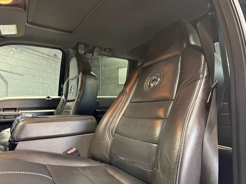 Used 2010 Ford F450 Harley-Davidson AWD/4WD image 30